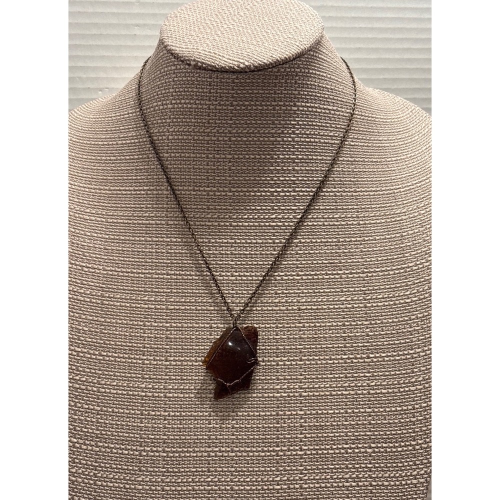 Handmade Wire Wrapped Brown Glass Pendant Necklace Bronze Tone Chain Boho
18"